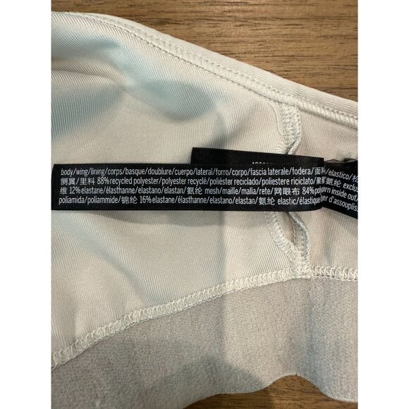 Victoria's Secret Pink "Ultimate Lightly Lined" sports bra, size Medium - Picture 12 of 12